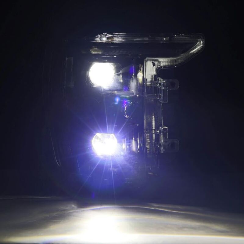 Load image into Gallery viewer, Alpharex 880139 ARX LUXX Headlights
