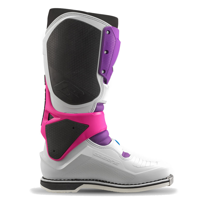 Load image into Gallery viewer, Gaerne 2262-019-10.5 GAR SG22 Boot
