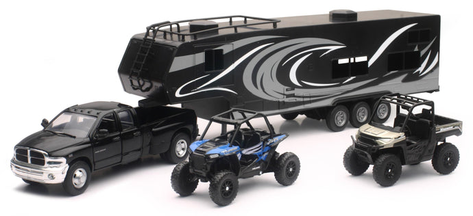 New Ray Toys 37046 Replica Scale 1 Ton Dually Truck with Toy Hauler and 2 Polaris UTVs