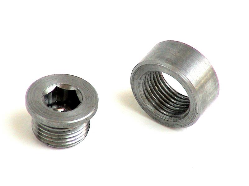 Load image into Gallery viewer, Innovate Motorsports 3736 INN Exhaust Bungs

