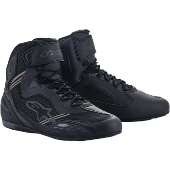 Black/Black