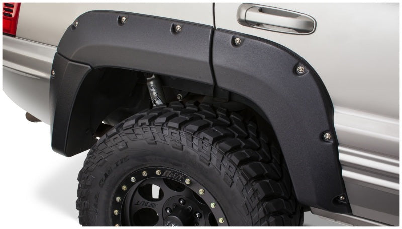 Load image into Gallery viewer, Bushwacker 10926-07 BUS Jeep Cutout Style Flares
