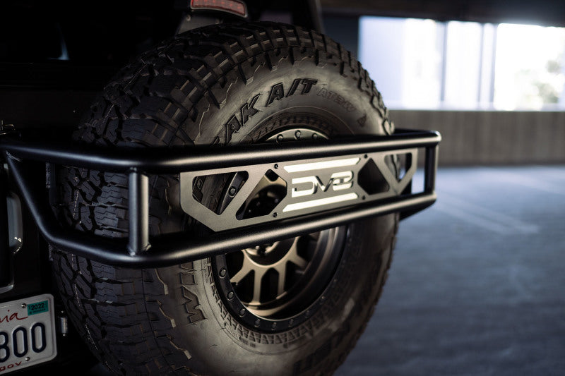 Load image into Gallery viewer, Dv8 Offroad TCBR-01 DVE Hitch Mounts
