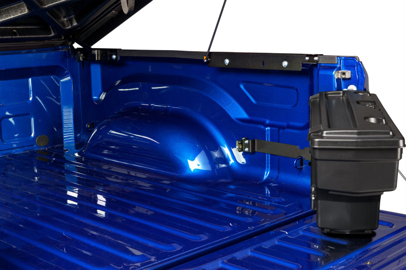 Load image into Gallery viewer, Undercover SC302P UND SwingCase Boxes
