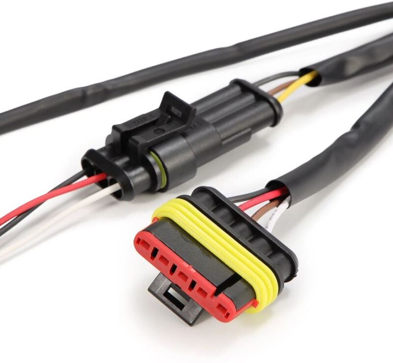 Load image into Gallery viewer, Alpharex 640093 ARX Tail Light Converters
