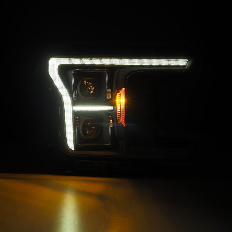 Load image into Gallery viewer, Alpharex 880250 ARX LUXX Headlights
