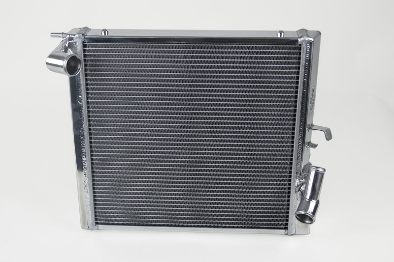 Load image into Gallery viewer, Csf 7069 CSF Radiators - Aluminum
