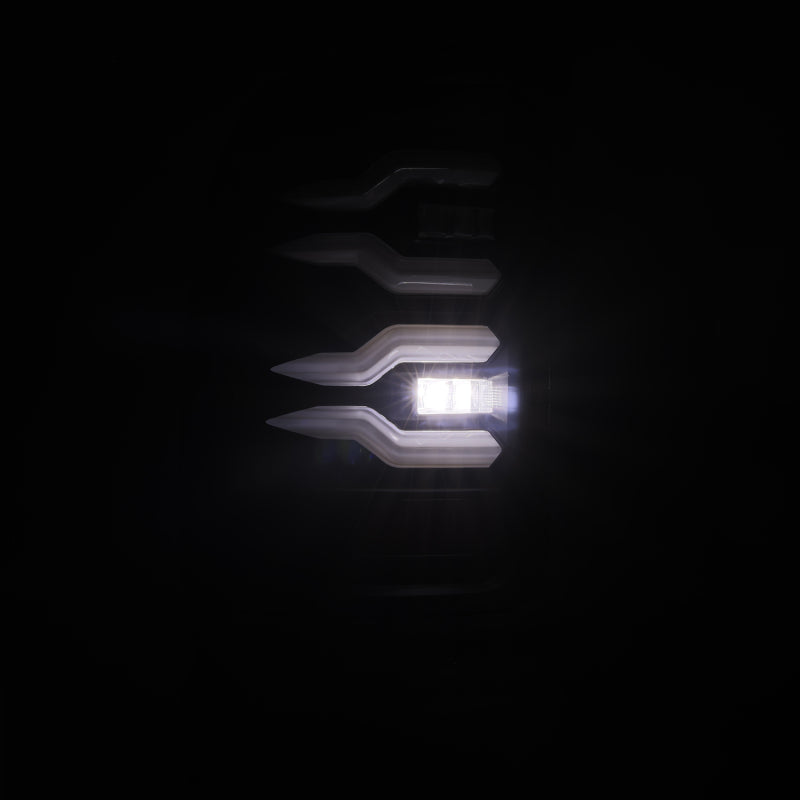 Load image into Gallery viewer, Alpharex 643002 ARX LUXX Tail Lights
