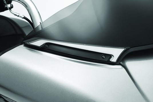 Kuryakyn 2946 KUR Windshield Trim E