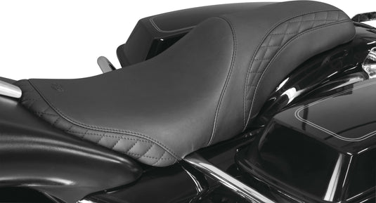 Mustang 75269 Tripper Fastback Seat - Standard