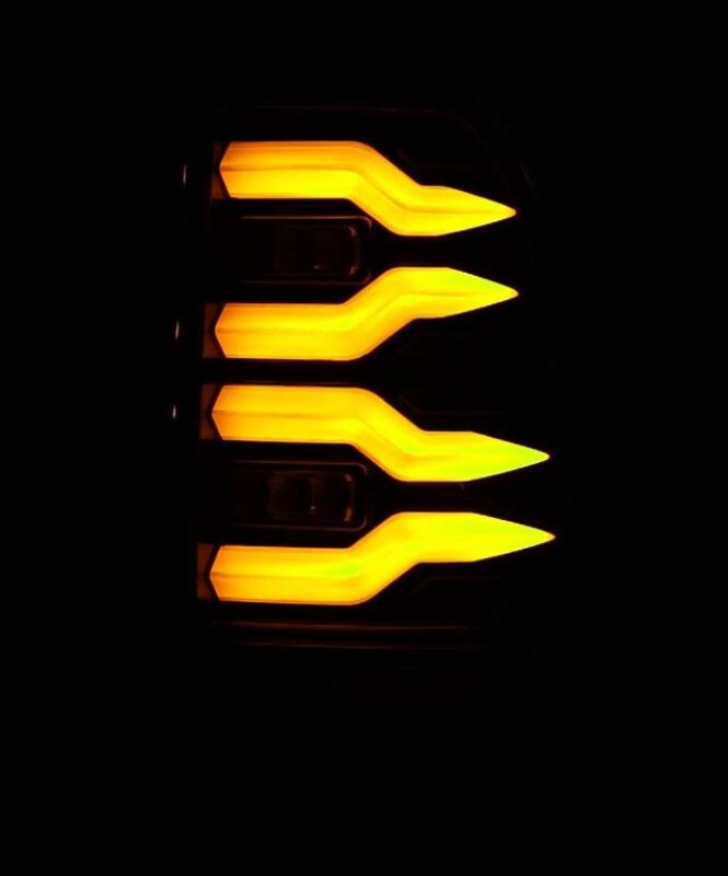 Load image into Gallery viewer, Alpharex 658001 ARX LUXX Tail Lights
