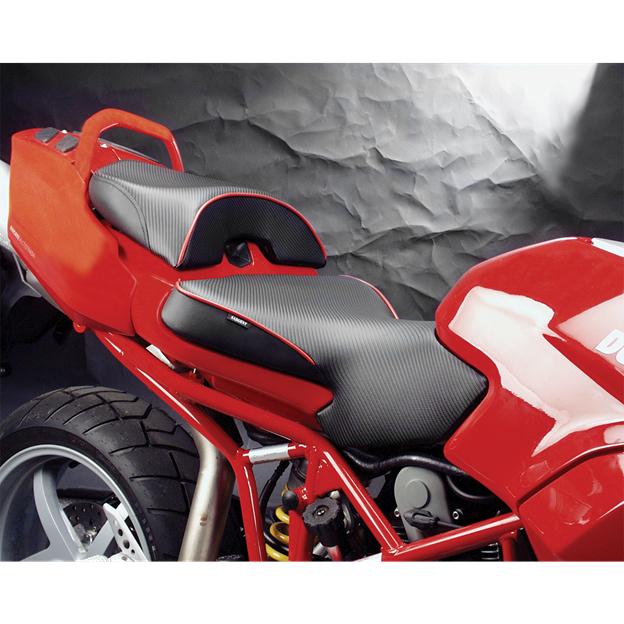 Sargent WS-539-19 World Sport Performance Seat with Black Accent