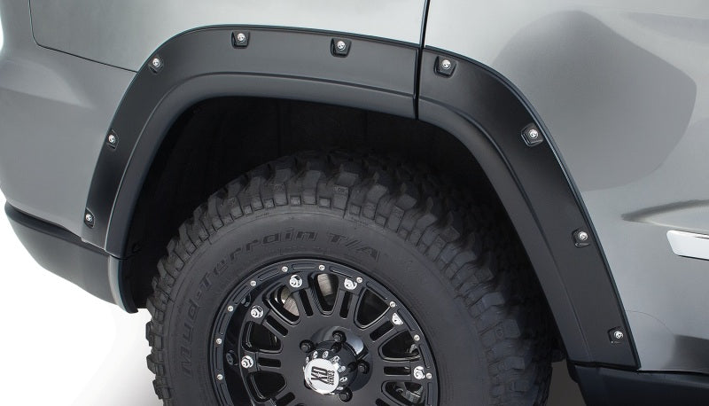 Load image into Gallery viewer, Bushwacker 10076-02 BUS Pocket Style Flares
