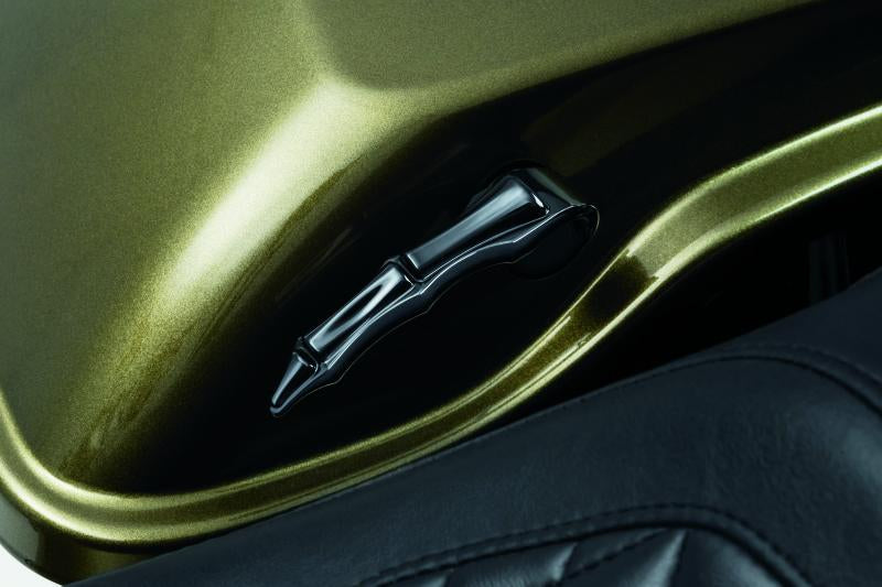 Load image into Gallery viewer, Kuryakyn 5191 KUR Saddlebags C

