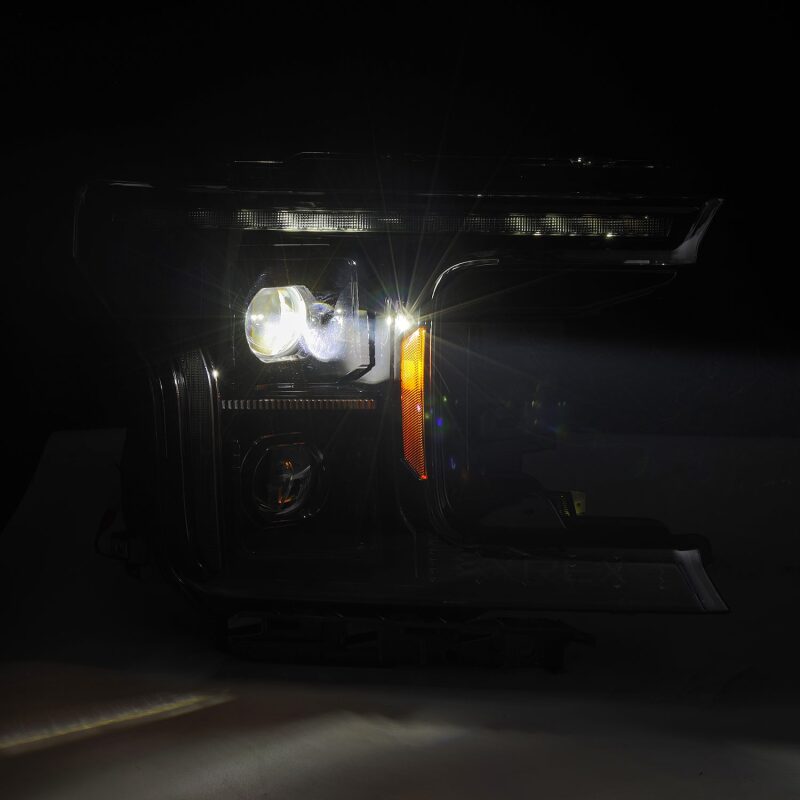 Load image into Gallery viewer, Alpharex 880251 ARX LUXX Headlights
