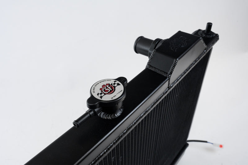 Load image into Gallery viewer, Csf 7075B CSF Radiators - Aluminum
