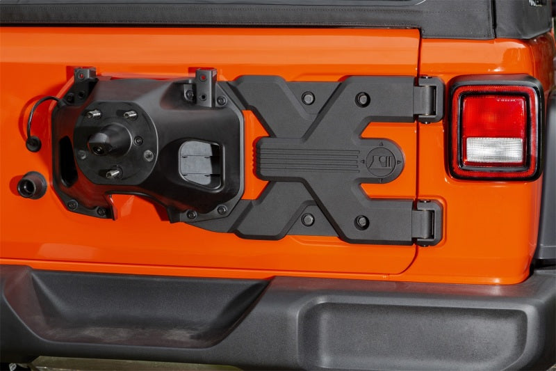 Load image into Gallery viewer, Rugged Ridge 11546.56 RUG Spare Tire Carriers
