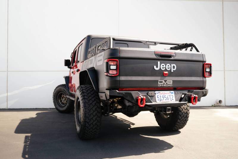Load image into Gallery viewer, Dv8 Offroad UNSK-01RD DV8 Shackles
