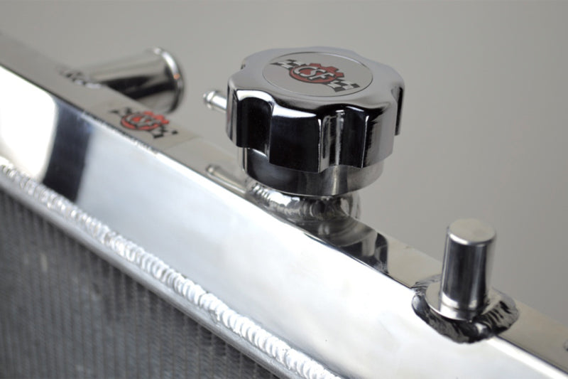 Load image into Gallery viewer, Csf 7061 CSF Radiators - Aluminum
