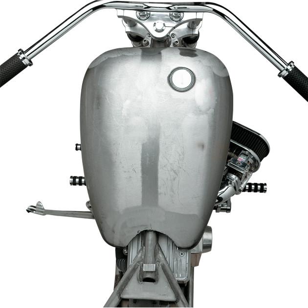 Drag Specialties DS-390071 One-Piece Extended Gas Tank with Screw-In Cap - Smooth Top Style