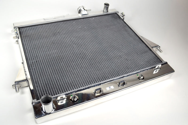 Load image into Gallery viewer, Csf 7061 CSF Radiators - Aluminum
