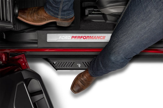 N-Fab PRF2156B-TX NFB Predator Pro Step System