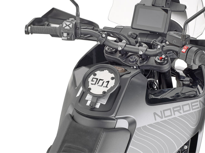Givi BF68 Tanklock Mount