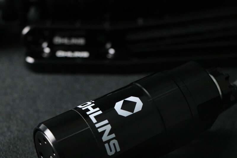 Load image into Gallery viewer, Ohlins HD 050 OHL STX 36 Blackline

