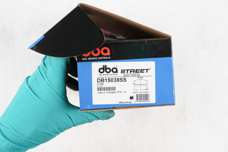 Load image into Gallery viewer, Dba DB15038SS DBA Street Series Brake Pads
