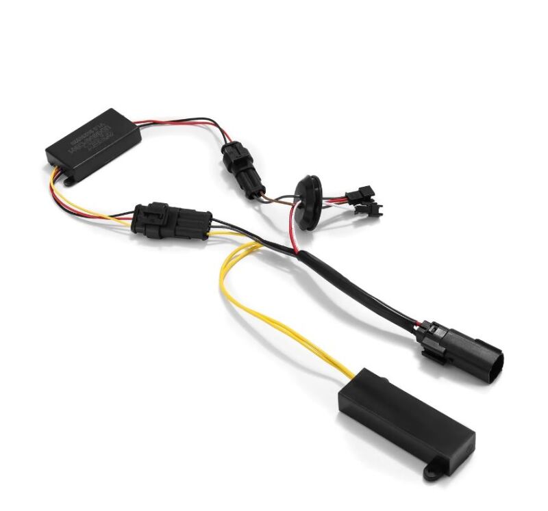 Load image into Gallery viewer, Alpharex 640092 ARX Tail Light Converters
