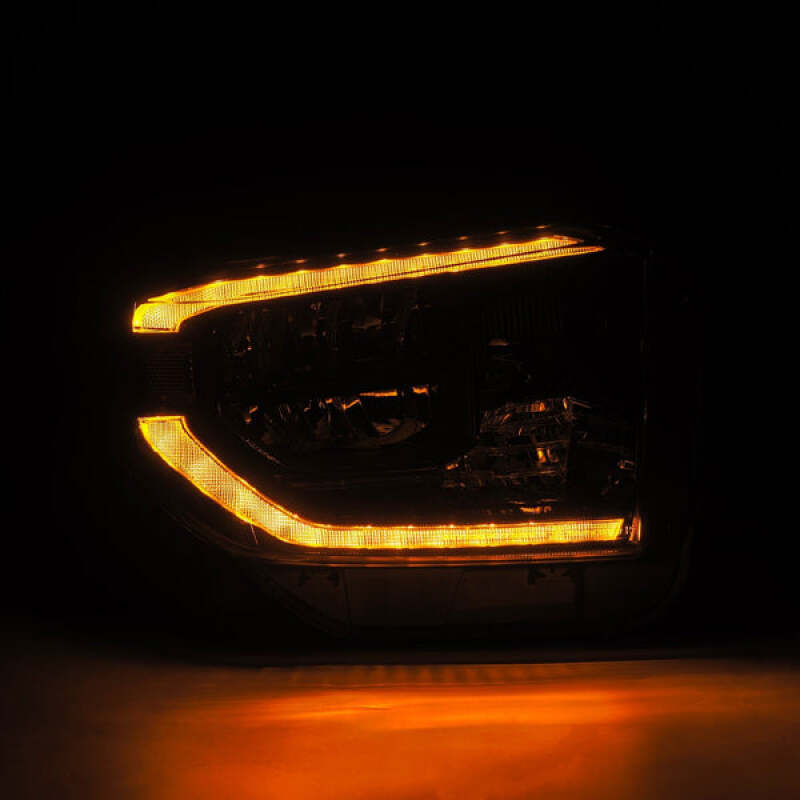 Load image into Gallery viewer, Alpharex 880830 ARX LUXX Headlights
