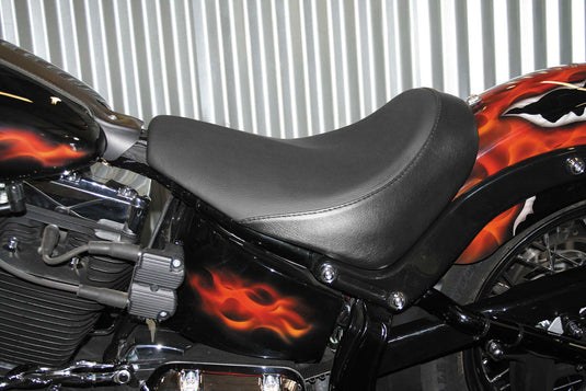 Danny Gray 21-303 Buttcrack Solo Seat - Plain Smooth