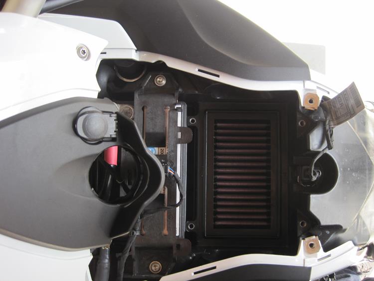 Load image into Gallery viewer, K&amp;N Engineering BM-8006 KN Motorcycle Direct Fit Air Filters
