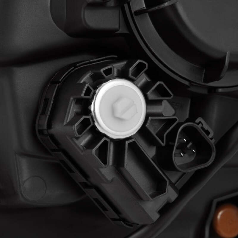 Load image into Gallery viewer, Alpharex 880830 ARX LUXX Headlights
