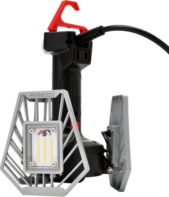 Stkr 00301 Tri-Light Shop Light