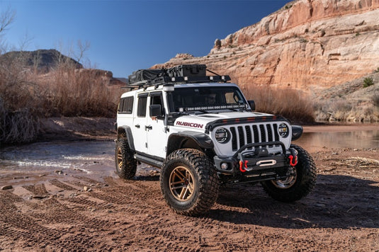 Husky Liners 2820196 HL Aeroskin Lightshield PRO