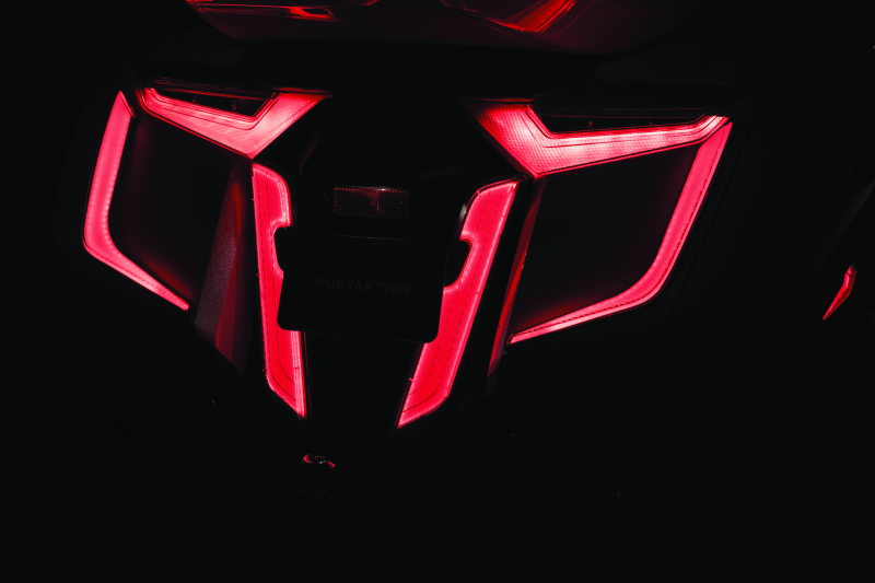 Load image into Gallery viewer, Kuryakyn 3259 KUR LED Auxilliary Lights J
