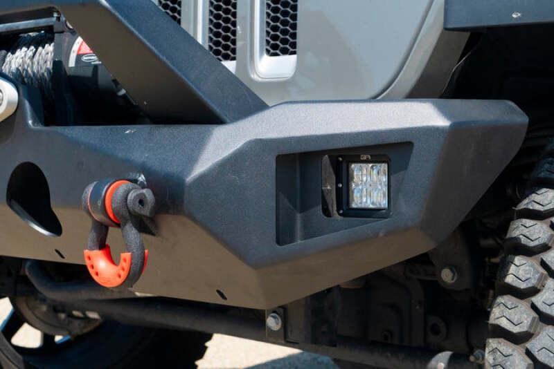 Load image into Gallery viewer, Body Armor 4X4 JP-19536 BOD Front Winch Bumpers
