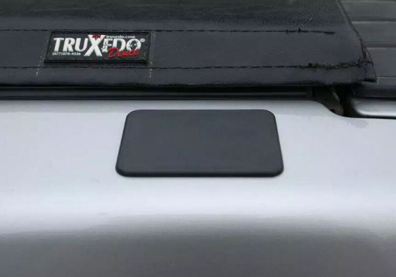 Load image into Gallery viewer, Truxedo 1706218 TRX Stake Pocket Covers
