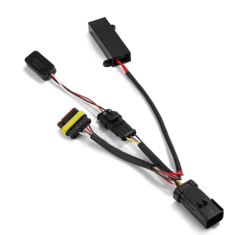 Load image into Gallery viewer, Alpharex 640093 ARX Tail Light Converters
