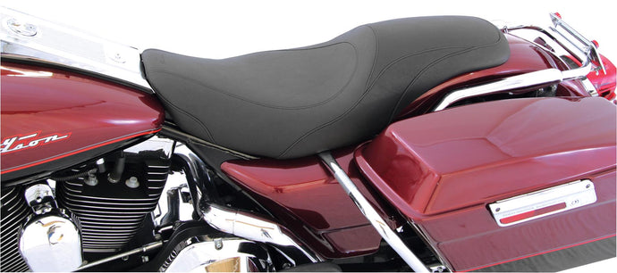 Mustang 76588 Tripper Fastback Seat - Standard