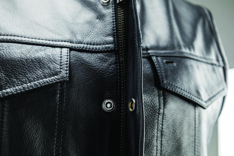 Load image into Gallery viewer, Kuryakyn 094398 KUR Vandal Club Vests
