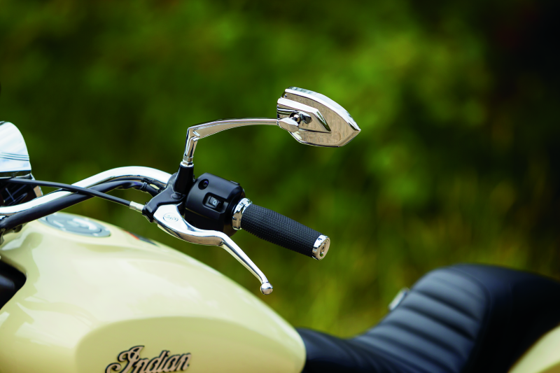 Load image into Gallery viewer, Kuryakyn 5950 KUR Hand Grips D
