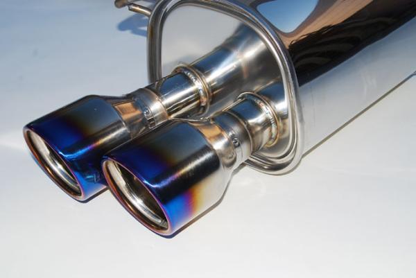 Load image into Gallery viewer, Invidia HS11STIG3T INV Q300 - Titanium Tips
