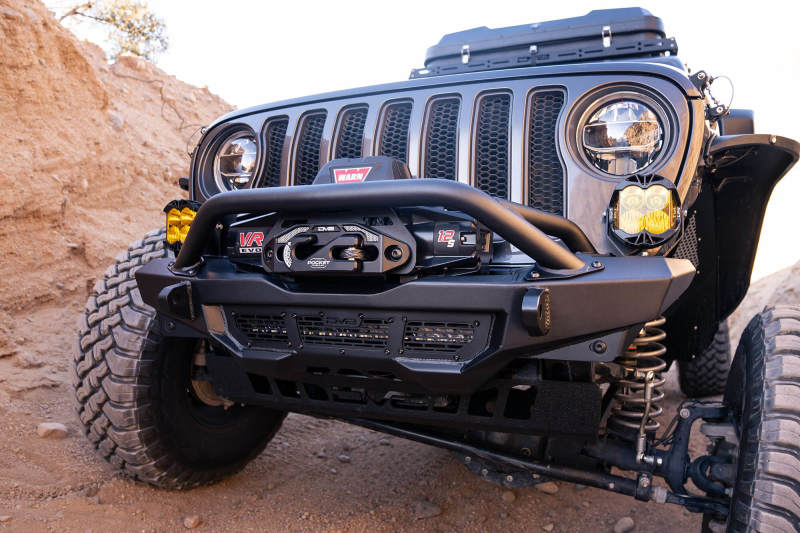 Load image into Gallery viewer, Dv8 Offroad FBJL-09 DVE Front Bumpers
