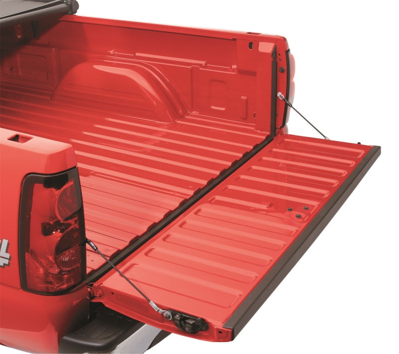 Load image into Gallery viewer, Lund 30002 LND Bumper Protection
