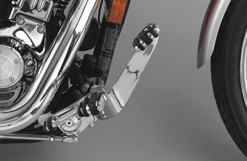 Load image into Gallery viewer, Kuryakyn 9063 KUR Forward Controls
