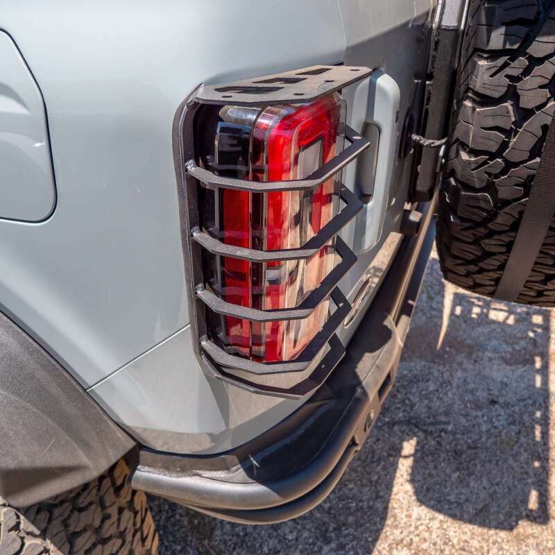 Load image into Gallery viewer, Turn Offroad EAT-M1 TOR Tail Light
