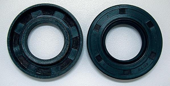 Sp1 03-110-01 Chaincase Oil Seal 24x48x8 I.D. x O.D. x Width (in mm)