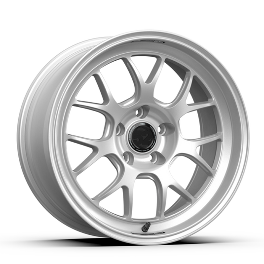 Fifteen52 RSARS-89552+22 FFT Apex RSR Wheels